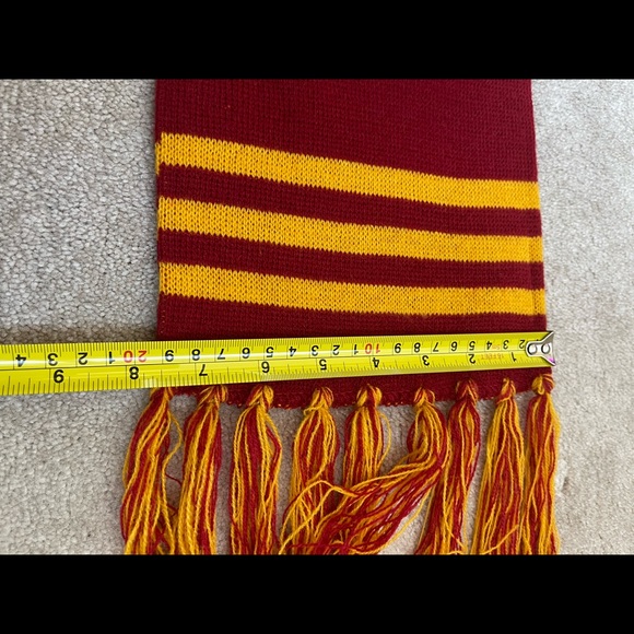 Ultimate HARRY POTTER GRYFFINDOR Winter Set. None worn. Thick and warm. - Picture 6 of 9